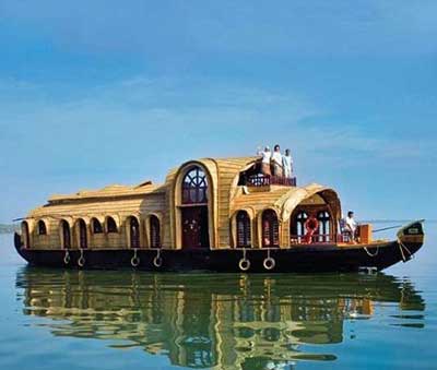 Kerala Houseboat Tour